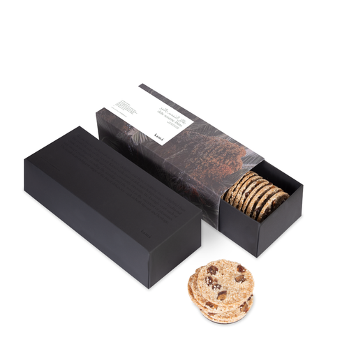 رقائق السّمسم بالتّمر <br>date sesame thins